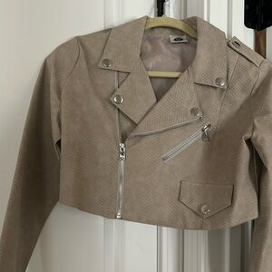 Faux Snake Print Cropped Moto Jacket. NWOT